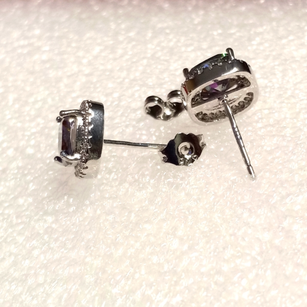 🌻🤩N 925 Square Halo Mystic Topaz Stud Earrings🤩🌻 - Picture 4 of 6
